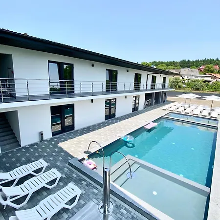 Resort Elena
